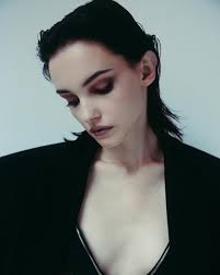 Silvia Light's Instagram, Twitter & Facebook