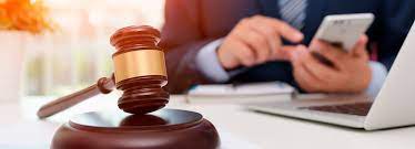 One whose profession is to give legal advice and assistance to clients and represent them in court or in other legal matters. Leapxpert To Text Or Not To Text Do Lawyers Really Have A Choice Leapxpert