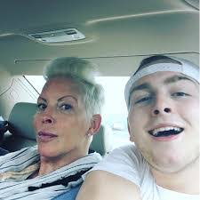 Terri Lockhart's Instagram, Twitter & Facebook