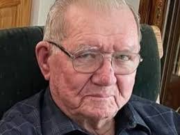 Katie Reck's Instagram, Twitter & Facebook