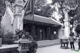 Đền thờ hùng vương trong khuôn viên thảo cầm viên (quận 1) do pháp xây dựng vào năm 1926 để tưởng vọng những người việt đi lính cho pháp chết trong chiến tranh thế giới thứ nhất. Kinh Nghiá»‡m Du Lá»‹ch Ä'á»n Hung Phu Thá» Cáº­p Nháº­t 04 2021