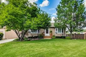 The average price for real estate on north avenue is $332,384. 10008 W Medill Ave Melrose Park Il 60164 34 Photos Mls 11142104 Movoto