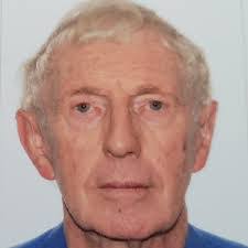 Robert Edmonds's Instagram, Twitter & Facebook