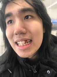 Kendall Hanson's Instagram, Twitter & Facebook