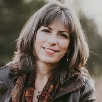 Jessie MacNeil, B.Comm, MA Public Ethics