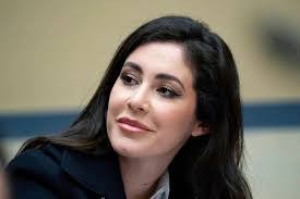 Erica Willey's Instagram, Twitter & Facebook