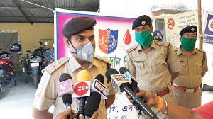 Maybe you would like to learn more about one of these? Howrah Grp District On Twitter In Compliance With The Order Of Govt Of West Bengal In C W The Ensuing Issue Of Covid 19 On 04 04 2020 Beur Grps Under Howrah Grp District Organised A