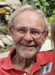 Thomas Robbins's Instagram, Twitter & Facebook