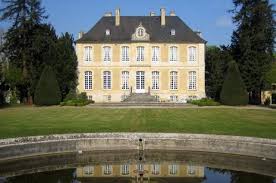 Chateau Du Mesnil D O Maison De Campagne Francaise Le Manoir Bien Immobilier