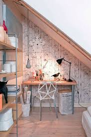 Evinizdeki merdivenin altını ihtiyacınıza göre dekore ederek hem yer kazanabilirsiniz hem de hoş bir görüntü elde edebilirsiniz. Merdiven Altlarini Degerlendirebileceginiz Estetik Tasarimlar