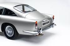 Perfectly sleek, quintessentially @astonmartin — of course ...