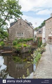 Telecharger Cette Image Un Paysage Idyllique A Pont Aven Une Commune Francaise Situee Dans Le Departement Finistere Paysage Idyllique Pont Aven Nord Ouest