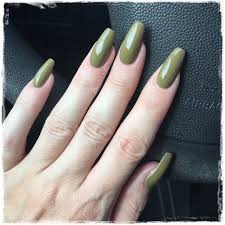 Acrylic nail shapes give you a variety of options to go for without waiting to grow your nails and having trouble when you have a broken nail in the middle. Acrylic Nail Green
