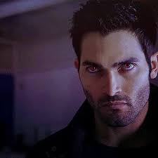 " Tyler Hoechlin as Derek Hale in Teen...