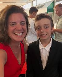 Elisa CLH (@elisaclhill) • Instagram photos and videos