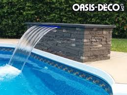 Chute Pour Piscine Et Cascade Pour Bassin D 39 Eau Backyard Pool Landscaping Pool Waterfall Pool Water Features