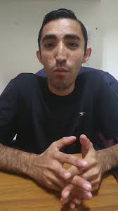 sala esquinera en buen estado x cambio de domicilio 7000 pesos a tratar