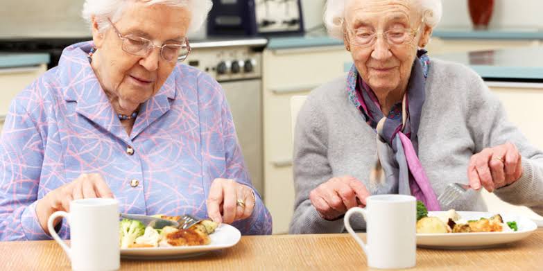 How To Eat Well As You Age | Live-in Care | Eximius Live-in Care