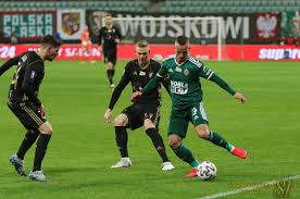 ɕlɔ̃sk ˈvrɔtswaf) or simply śląsk, is a polish football club based in wrocław that plays in ekstraklasa. Slask Wroclaw Gornik Zabrze 2 1 Pierwsza Wiosenna Porazka Roosevelta 81