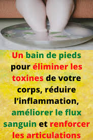 Le sel d'epsom est utilisé pour la première fois au xviie siècle dans des stations thermales anglaises. Un Bain De Pieds Pour Eliminer Les Toxines De Votre Corps Reduire L Inflammation Ameliorer Le Flux Bain De Pied Bain De Pied Detox Sante Et Beaute