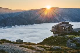 Check spelling or type a new query. Eine Wanderung Zum Kjeragbolten In Norwegen Urlaubsguru