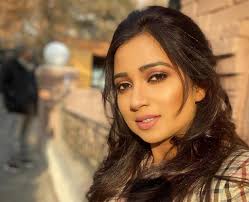 Shreya ghoshal birthday, real name, age, weight, height, family,dress size, contact details, spouse(husband), bio & more. Shreya Ghoshal Singer Wiki Height Weight Age Boyfriend Biography More Stars Biog