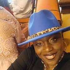 Faren Oldenburg's Instagram, Twitter & Facebook