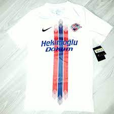 Memleketim olan trabzon'da tekrar forma giymekten onur ve şeref duyarım. Burcu Eken On Twitter Koleksiyonuma Bir Yeni Forma Hekimoglu Trabzon Fk Hekimoglutrbfk Dan Geldi Celil Hekimoglu Celil Hekimoglu Baskanima Tesekkur Ederim Tff 1 Lig Yolunda Basarilar Https T Co Swz3hshxeo