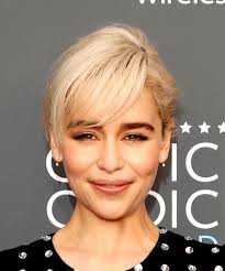 She studied at the drama centre london, appearing in a number of stage productions. Emilia Clarke Hairstyles Hair Cuts And Colors