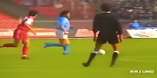 In chiaro o su sky? L Ultima Partita Di Maradona A Napoli Il Post