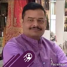 Kal raat Fakhr E Millat Maulana Yasoob Abbas Sb. se bahot der tak baat huyi  unhone poochha "Hallaur se kab nikal rahe ho?" Maine kaha "bhai himmat nahi  ho rahi hai, sochta