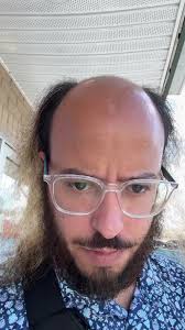 Goose Wayne Haircut Barber