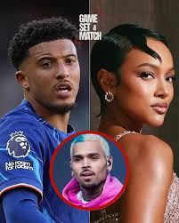 🚨👀 #GSMWags: Owwwkayy..Looks like #AchrafHakimi's alleged girlfriend  #KathiLilly is back in France. The German model rumoured to be dating  #PSG's Moroccan wingack posted a photo of the Arc de Triomphe on