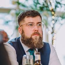 Andrew Raper (@RealAndrewRaper)