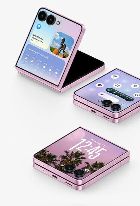 Galaxy Z Flip 8 | Flip Phone with Galaxy AI | Samsung UK