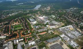 Jun 26, 2021 · seit donnerstag dreht er wieder im filmpark babelsberg. Luftbild Potsdam Filmpark Babelsberg Quartier Potsdam Hostel
