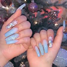 Acrylic nails have been around for decades, but they've had a resurgence in recent years thanks to a combination of celebs, instagram, and our collective nail art obsession. Updated 55 Blissful Baby Blue Acrylic Nails August 2020