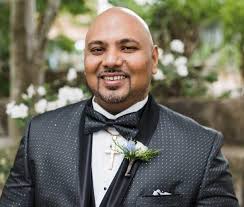 Ken Balfour's Instagram, Twitter & Facebook