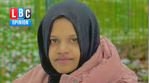 Rose Morelli (@sadlittlejourno)