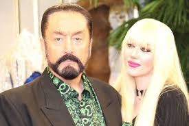 Adnan Hoca and the kittens: A look into the world of cult