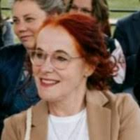 9 "Erna Roth" profiles