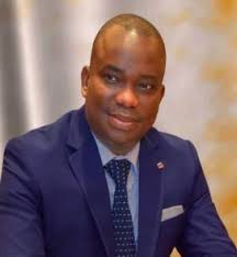 Nom : SALAMI Prénoms : Ibrahim David Tél. :(00229) 97 28 23 97 E-mail :  ibousalami@gmail.com Date et lieu de naissance