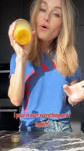 I make allll of my own dressings at home & my vinaigrette is a staple ❤️  Get the recipe & shop the olive oil at @thegiadzy