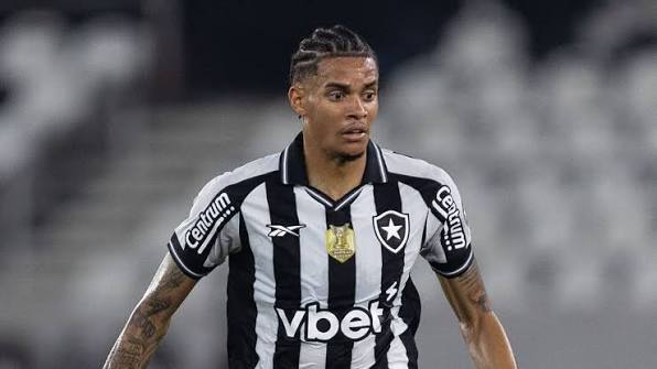 São Paulo encaminha contratação de Newton usando "operação casada" com Ferraresi