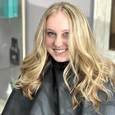 TOP 10 BEST Curly Hair Stylists near Peru, IL