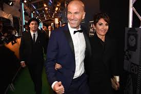June 23, 1972 , marseille, france a fan page of zidane. Die Grossten Anzug Fails Bei Der Fussball Gala Gq Germany