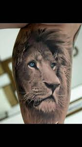 Black And White Lion Tattoo I Really Like The Blue Eyes With The Black And White Tattoosforguys Lion Head Tattoos Lion Tattoo Lion Leg Tattoo