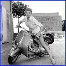 Estherwilliamsscooter Vespa Girl Vespa Vespa Vintage
