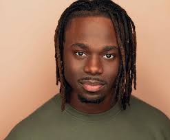 Picture Me. 📸 . . . . . #nyc #actor #broadway #mjthemusical #soulrnb  #artist #locs #thrive #music #theatre #choreographer