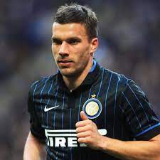 Born łukasz józef podolski (ipa: Lukas Podolski Und Inter Mailand Im Freien Fall Fussball